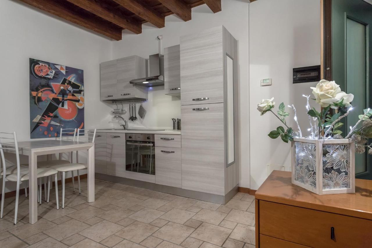San Bernardino 8 - Immobili E Soluzioni Rent Lägenhet Bergamo Exteriör bild